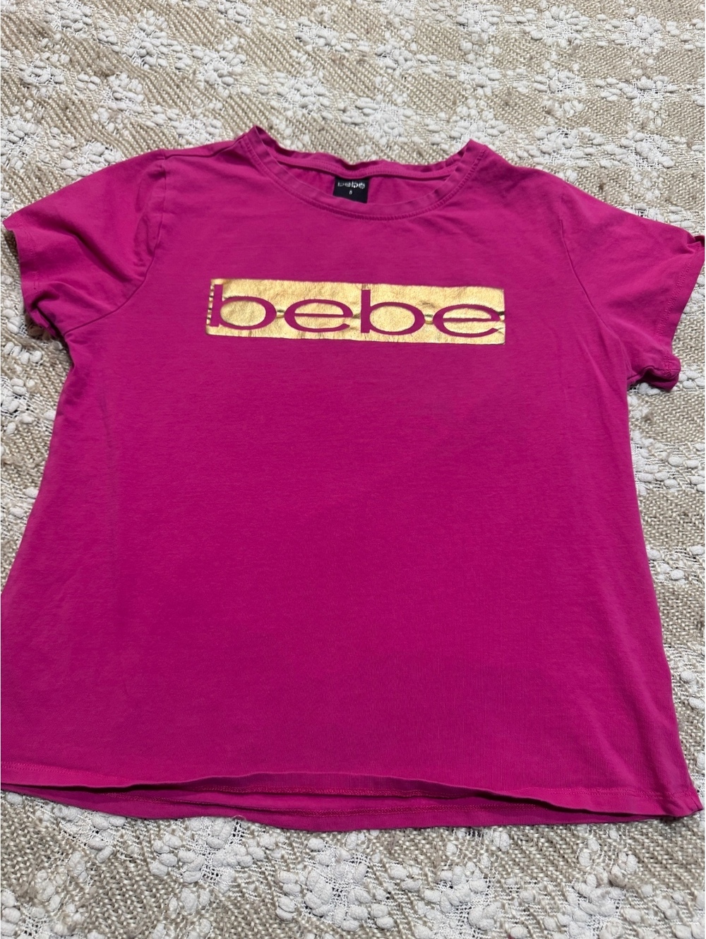 Trendy graphic print T-shirt, “”Bebe” size L